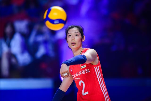 世联赛最新战报：3-1！朱婷上演回归首秀，中国女排强势逆转荷兰